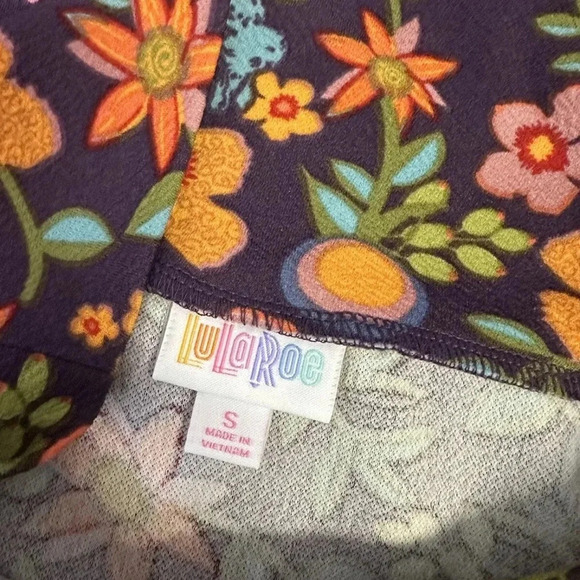 LuLaRoe Cassie Pencil Skirt Purple Floral Polka Dots Size Small S - Picture 4 of 9